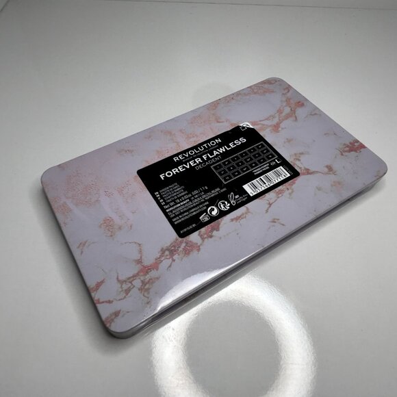 Makeup Revolution forever flawless decadent eyeshadow palette - Picture 3 of 5